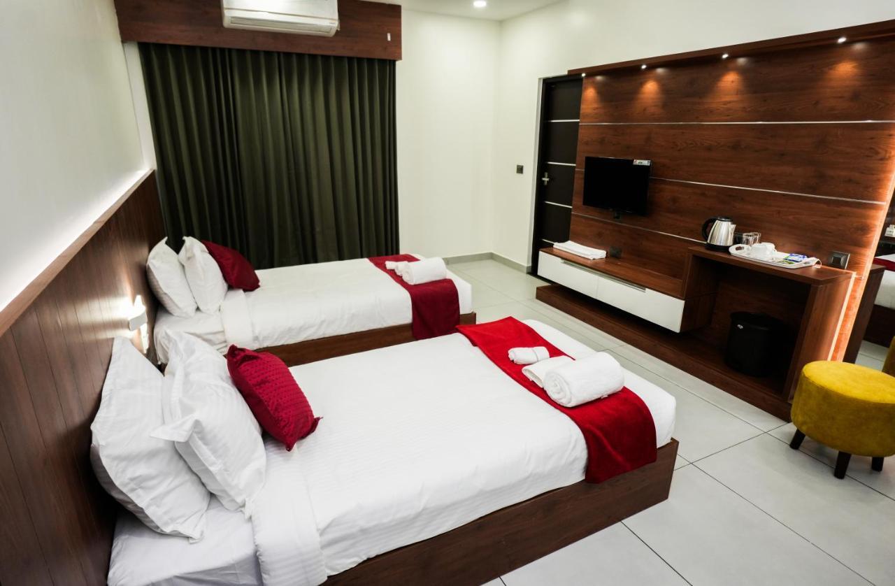 Hotel 24Inn Residency Pathanamthitta Exterior photo