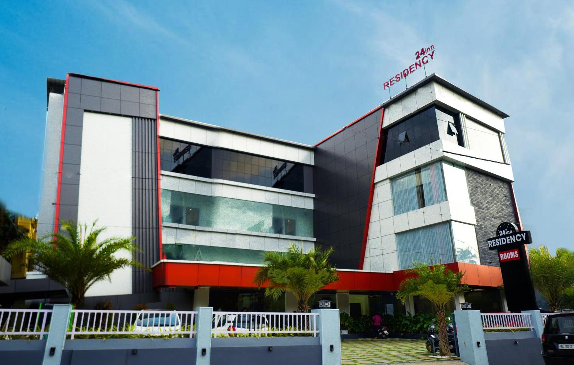 Hotel 24Inn Residency Pathanamthitta Exterior photo